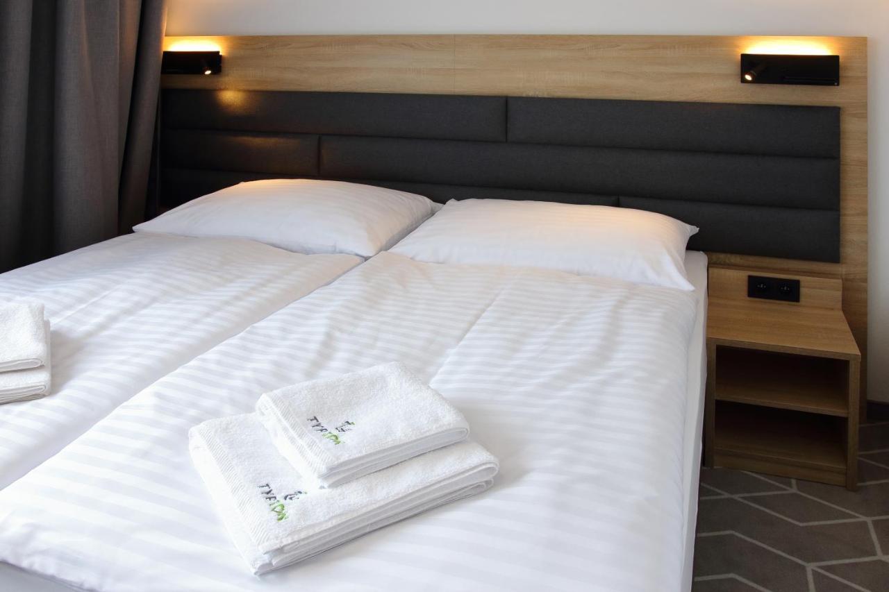 Typton Hotel&Spa Medzilaborce Ngoại thất bức ảnh